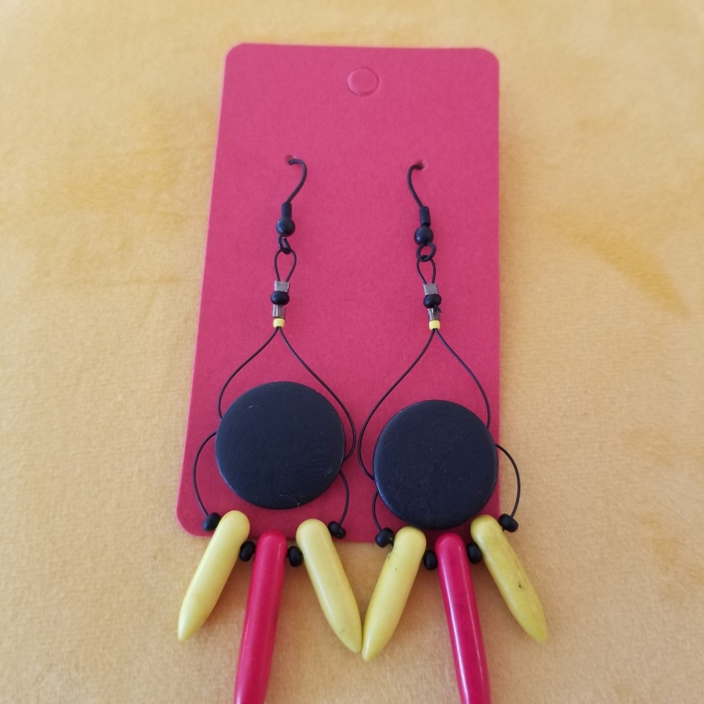 Dangle earrings - Picture 2 of 2